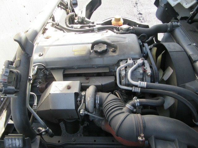 三菱ふそう キャンター 小型 バン PDG-FE82B(7841) 9枚目