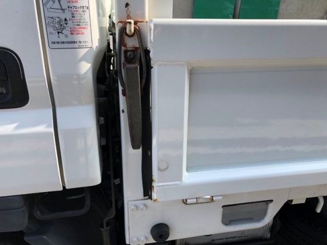 三菱ふそう キャンターガッツ 小型 平ボディ PDG-FB70B(113551) 32枚目
