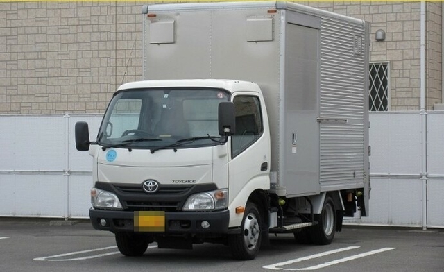 トヨタ トヨエース 小型 バン TKG-XZU605(6601) 1枚目