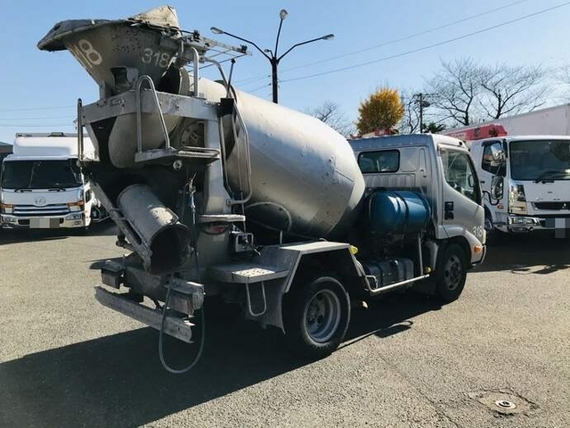 日野 デュトロ 小型 ミキサー車 BDG-XZU304E(10303) 2枚目