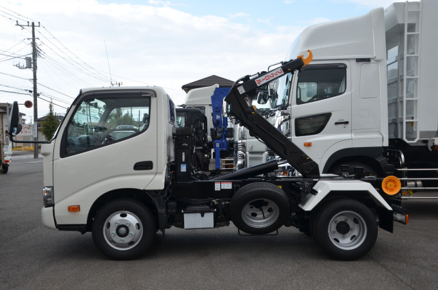 日野 デュトロ 小型 コンテナ専用車 2KG-XZU605M(112100) 13枚目