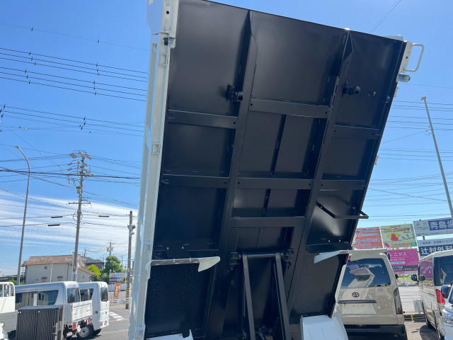 マツダ タイタン 小型 土砂ダンプ 2WG-LKR88AT(106365) 13枚目