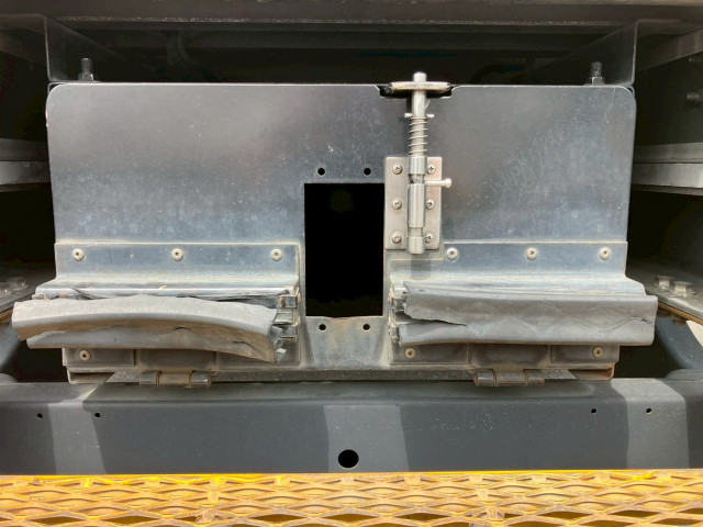 日野 デュトロ 小型 冷蔵冷凍バン TPG-XZU712M(105475) 23枚目