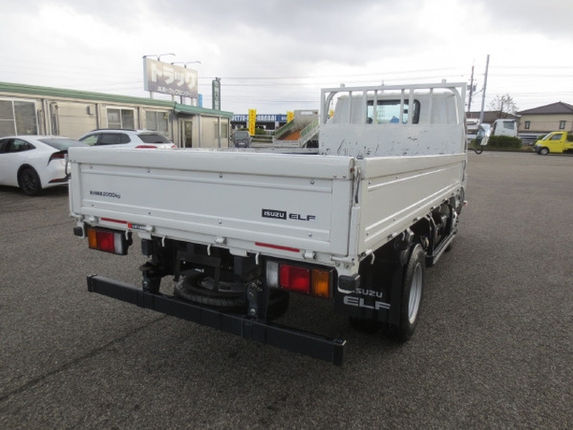 いすゞ エルフ 小型 平ボディ 2RG-NKR88R(97685) 4枚目