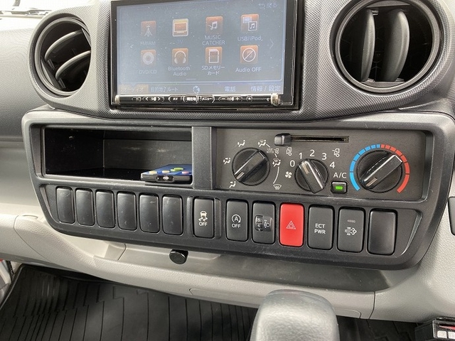 トヨタ トヨエース 小型 バン TKG-XZC605(11886) 38枚目