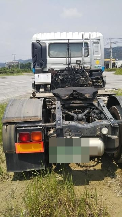 UDトラックス（日産） クオン 大型 トラクタ PKG-GK4XAD(3570) 5枚目