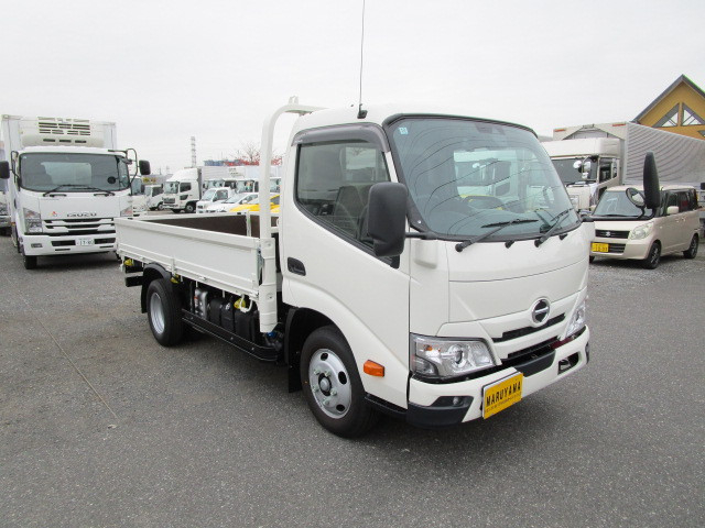 日野 デュトロ 小型 平ボディ 2WG-XZU646M(105520) 2枚目