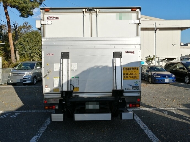 三菱ふそう キャンター 小型 冷蔵冷凍バン TKG-FEB50(4557) 5枚目
