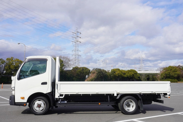 トヨタ トヨエース 小型 平ボディ TKG-XZU775(99326) 13枚目