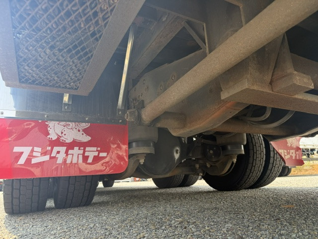 UDトラックス（日産） クオン 大型 Translation missing: ja.item.body_keijou_enum.body_keijou_carrier_other QKG-CG5ZA(110783) 35枚目