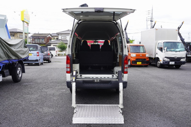 トヨタ ハイエース 小型 Translation missing: ja.item.body_keijou_enum.body_keijou_light_van CBF-TRH200K(110801) 15枚目