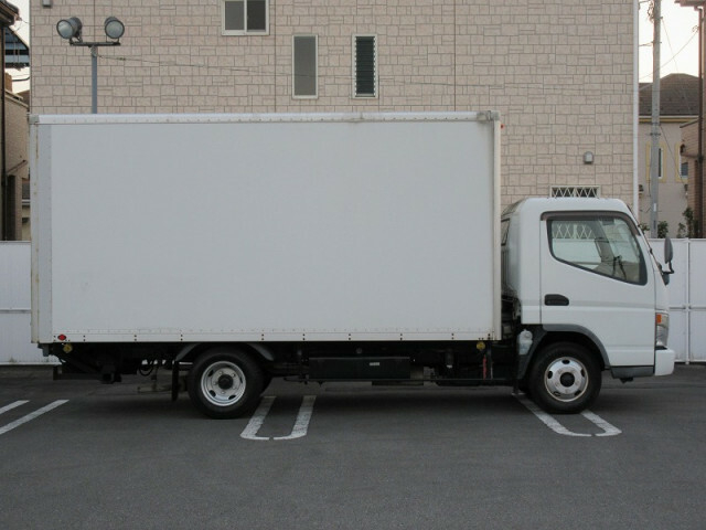 Mitsubishi Fuso canter Small Box body KK-FE82EEV(7720) 4枚目
