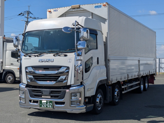 いすゞ ギガ 大型 ウィング 2PG-CYJ77C(113554) 1枚目