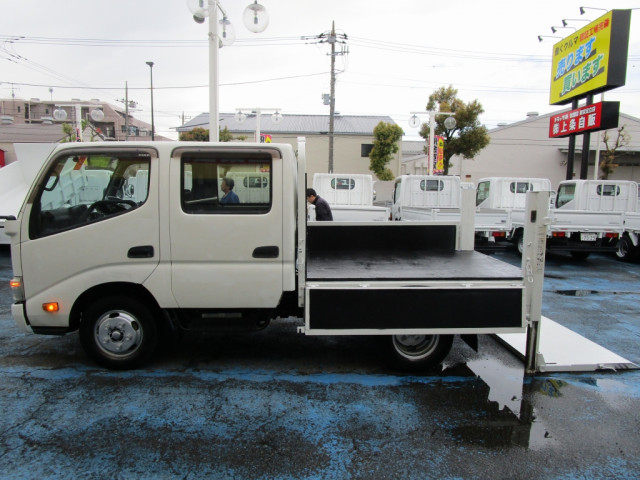 日野 デュトロ 小型 Wキャブ TKG-XZU605M(103779) 10枚目