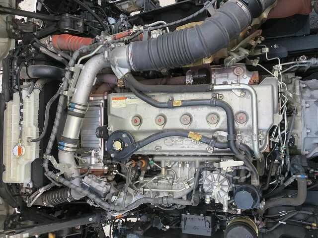 日野 プロフィア 大型 ウィング 2RG-FW1AHG(35509) 13枚目