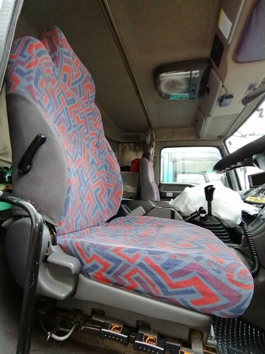 いすゞ ギガ 大型 タンクローリー KL-CYG23P4(5561) 30枚目