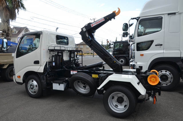 日野 デュトロ 小型 コンテナ専用車 2KG-XZU605M(112100) 12枚目