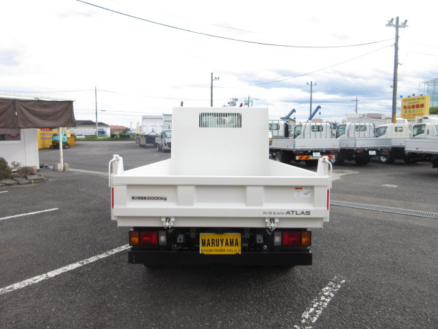 日産自動車 アトラス 小型 土砂ダンプ 2WG-AJR88AT(111972) 13枚目