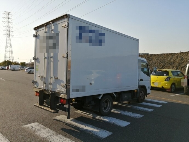 三菱ふそう キャンター 小型 冷蔵冷凍バン PDG-FE74BV(5548) 6枚目