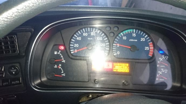 UDトラックス（日産） ビッグサム 大型 トラクタ KL-CK482BAT(2001) 15枚目
