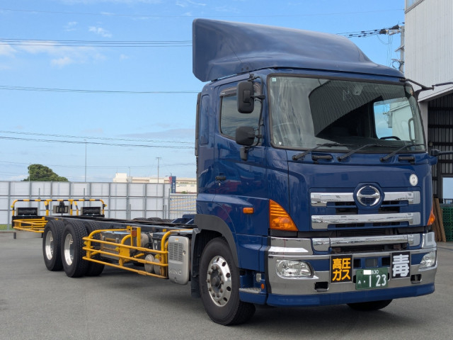 日野 プロフィア 大型 キャブ付きシャーシ QPG-FR1AXEG(111581) 2枚目