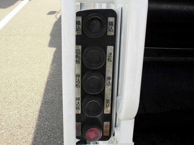 いすゞ フォワード 中型 塵芥車（回転式） SKG-FRR90S2(12801) 15枚目