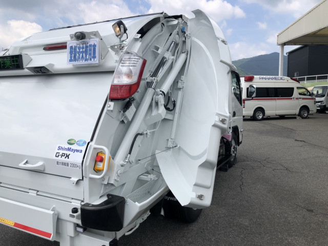 三菱ふそう キャンター 小型 塵芥車（プレス式） 2RG-FEAV0(108252) 23枚目