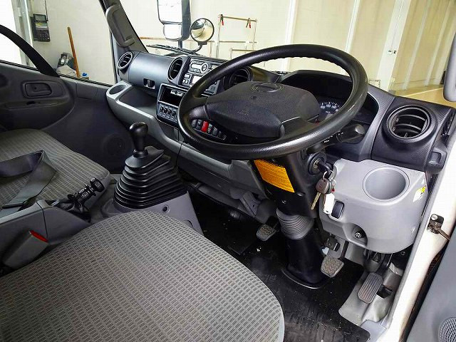 日野 デュトロ 小型 冷蔵冷凍バン TKG-XZU655M(90354) 5枚目