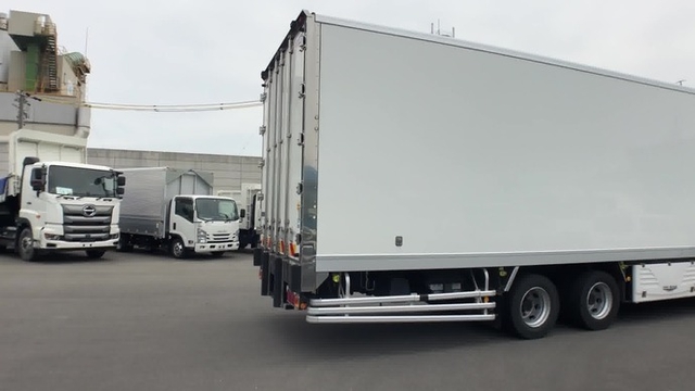 いすゞ ギガ 大型 冷蔵冷凍バン QPG-CYJ77B(34854) 24枚目