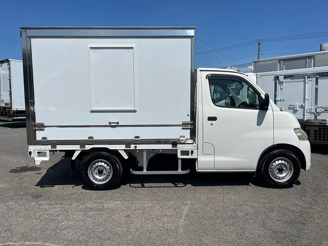 Toyota townace Small Others DBF-S402U(109399) 4枚目