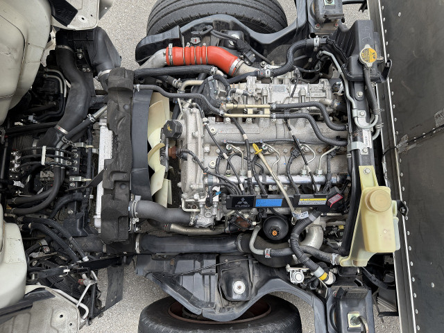 三菱ふそう キャンター 小型 バン TKG-FEA50(110054) 7枚目
