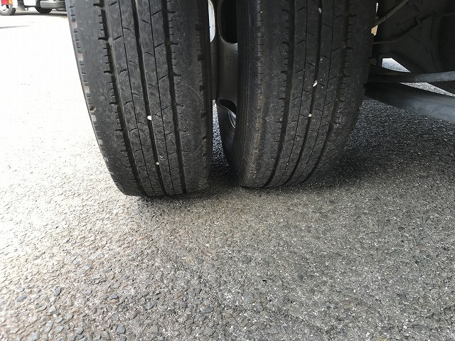 いすゞ エルフ 小型 平ボディ TPG-NJR85A(110179) 47枚目