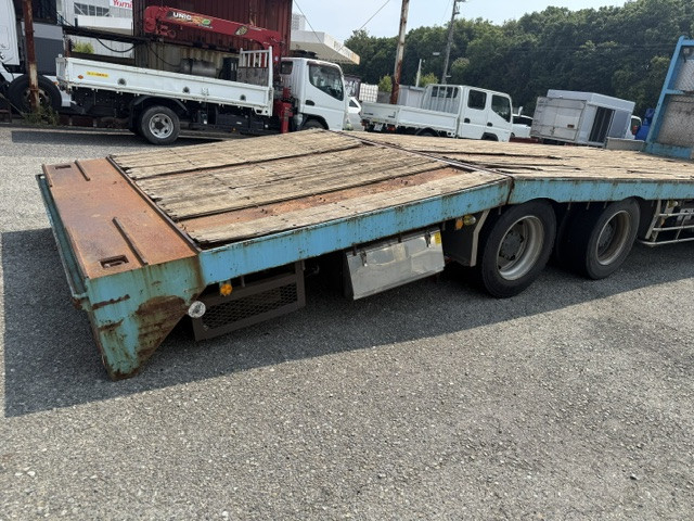 UDトラックス（日産） クオン 大型 Translation missing: ja.item.body_keijou_enum.body_keijou_carrier_other QKG-CG5ZA(110783) 9枚目