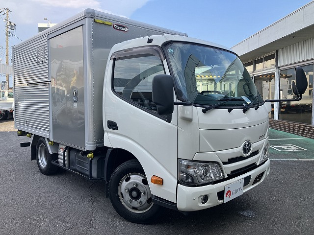 トヨタ ダイナ 小型 バン 2RG-XZU605(110251) 3枚目