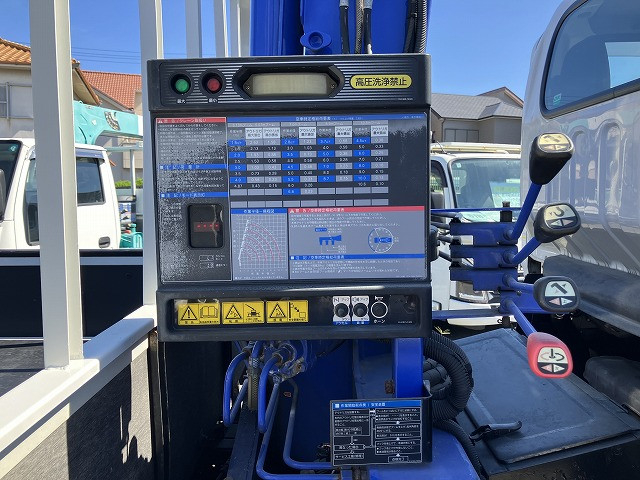 いすゞ エルフ 小型 平ボディ（クレーン付） TDG-NPS85AR(112801) 47枚目