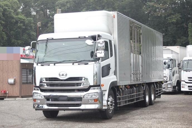 UDトラックス（日産） クオン 大型 冷蔵冷凍バン QPG-CD5ZA(11834) 1枚目