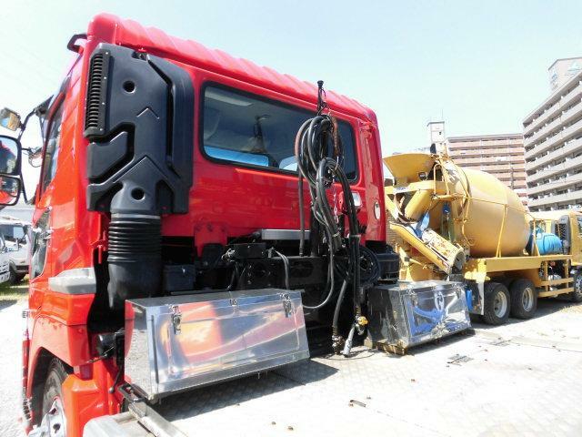 UDトラックス（日産） クオン 大型 トラクタ ADG-GK4XAB(11313) 7枚目
