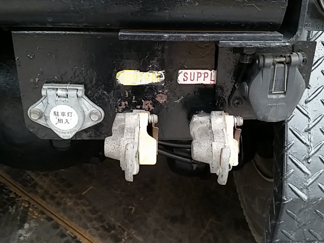 UDトラックス（日産） ビッグサム 大型 トラクタ KL-CW542HHT(8233) 21枚目