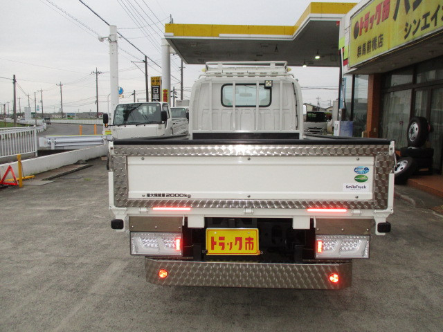 Isuzu elf Small Flat body 2RG-NJS88A(105448) 32枚目
