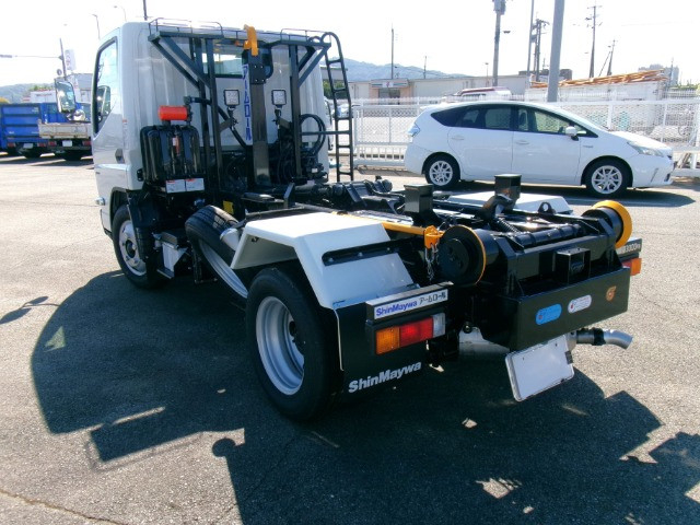 三菱ふそう キャンター 小型 コンテナ専用車 2RG-FBAV0(113192) 8枚目