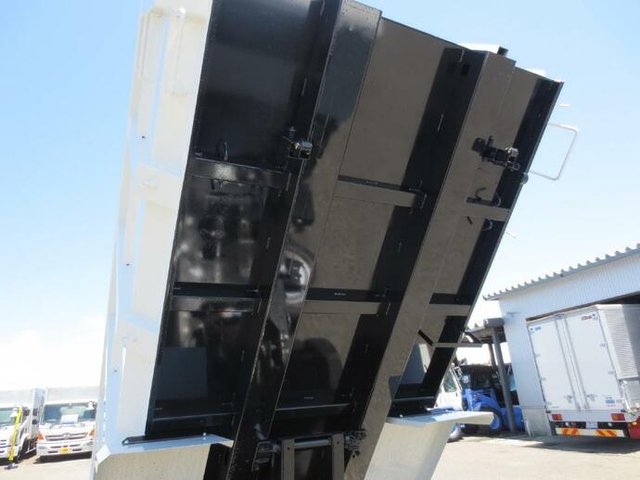 いすゞ エルフ 小型 深ダンプ（土砂禁） 2RG-NKR88AN(8576) 11枚目