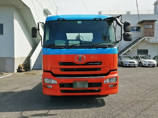 UDトラックス（日産） クオン 大型 トラクタ AKG-GK4XAB(5651) 3枚目