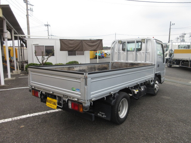 いすゞ エルフ 小型 平ボディ BKG-NHR85A(109084) 4枚目