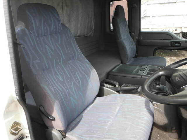 いすゞ フォワード 中型 バン PA-FRD34P4(34801) 53枚目