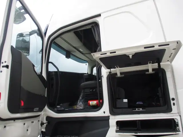 ボルボ 大型 トラクタ 2PG-4S2TDA1(106693) 46枚目