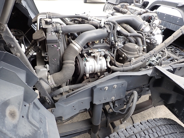 Isuzu forward 6studs large Freezer box_body 2PG-FTR90V2(93164) 33枚目