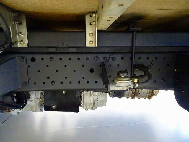 いすゞ エルフ 小型 バン TRG-NMR85AN(109721) 31枚目