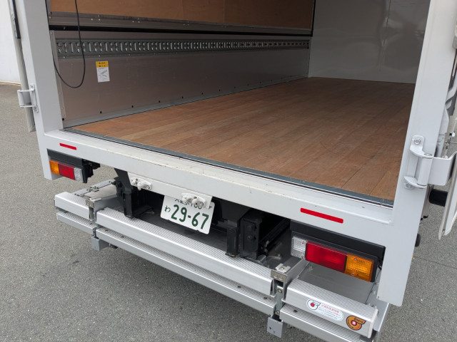 Mitsubishi Fuso canter Small Wing body 2RG-FEB50(107081) 12枚目