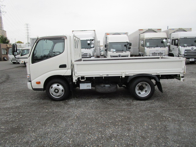 日野 デュトロ 小型 平ボディ 2RG-XZU605M(94863) 5枚目