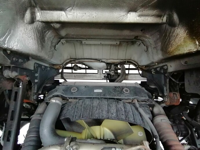 UDトラックス（日産） クオン 大型 冷蔵冷凍バン PKG-CG4ZA(5641) 66枚目
